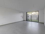 Excelente localizacao, condominio com 5 casas pronto...