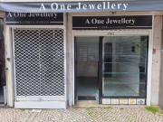 Excelente Loja à Av. Roma