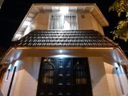 Excelente, moderno y espacioso PH en primer piso