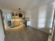 Excelente monoambiente en alquiler con balcón Ovidio...