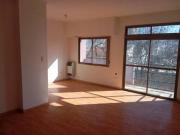 Excelente Monoambiente en alquiler en 2° por escalera....