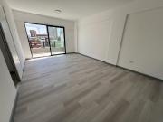 Excelente Monomabiente c/ balcón al Cta/Fte Caballito