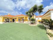 Excelente Moradia com um terreno com 1400m2