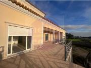 Excelente Moradia construída em 2005, numa bonita aldeia...