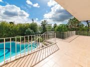 Excelente Moradia no Restelo com jardim, piscina e vista...