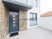 Excelente Moradia T3 localizada na aldeia de Cheleiros Mafra