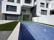 Excelente Moradia T4 + cave para garagem e piscina