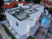 Excelente Moradia T4 com Piscina em Cascais