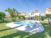 Excelente Moradia T4 com Piscina. Quinta do Anjo