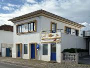 Excelente moradia T4 muito bem localizada na Vila das...