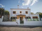 Excelente moradia T5 com todas as comodidades com...