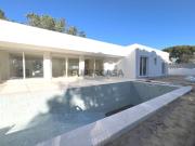 Excelente moradia térrea V4 3 suites e 1 quarto, em...