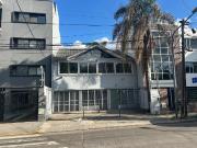 Excelente oficina con showroom, zona Unicenter