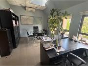 Excelente oficina Luis Pasteur 4 privados 2 estac