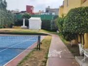 Excelente oportunidad, cancha de tenis y jardín de fiestas