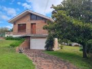 Excelente oportunidad casa con gran lote 700 mts centro