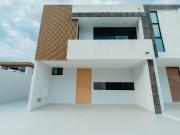 EXCELENTE OPORTUNIDAD CASA NUEVA EN VILANOVA¡
