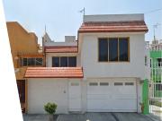 EXCELENTE OPORTUNIDAD DE ADQUIRIR CASA EN LA GUSTAVO A....