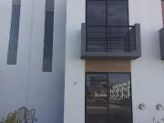 EXCELENTE OPORTUNIDAD DE CASA EN EVNTA UBICADA EN...