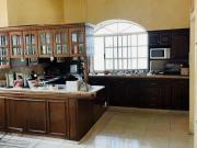 Excelente Oportunidad en Chipinque para remodelar