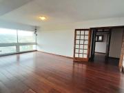 Excelente oportunidad! En la González Suárez! Venta...