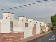 EXCELENTE OPORTUNIDAD, GRAN CASA EN PASEO DE LA LUZ LOTE...