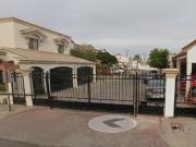 EXCELENTE OPORTUNIDAD, GRAN CASA EN PRIVADA OBELISTE,...