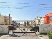 ¡ EXCELENTE OPORTUNIDAD! HERMOSA CASA EN UNA DE LAS...