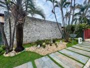 EXCELENTE OPORTUNIDADE! LINDA CASA TERREA IMPECÁVEL,...