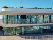 Excelente Penthouse T5 Duplex com estacionamentos e...