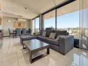 EXCELENTE PISO 4 AMB C COCHERA DOBLE Y BAULERA GUEMES