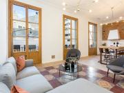 Excelente piso modernista reformado con terraza en el...