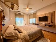 Excelente propiedad con local, pileta y quincho