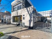 EXCELENTE PROPIEDAD! DEPÓSITO OFICINAS RECEPCIÓN