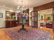 Excelente propiedad en esquina con lindo jardín de 300m2
