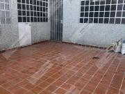 Excelente Propiedad En Esquina En Jardín Balbuena