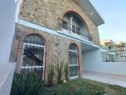 Excelente propiedad en venta recién remodelada en la...