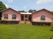 EXCELENTE PROPIEDAD EN VENTA, TERRENO AMPLIO CON CASA Y...