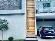 Excelente propiedad nueva en venta en Zona Dorada en...