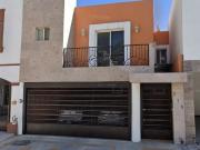 EXCELENTE PROPIEDAD UBICADA EN CUMBRES ELITE 4TO SECTOR,...