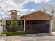 EXCELENTE PROPIEDAD UBICADA EN LA COLONIA BOSQUES DEL...