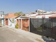 EXCELENTE PROPIEDAD UBICADA EN LA COLONIA EL GARAMBULLO,...