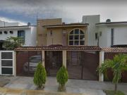 EXCELENTE PROPIEDAD UBICADA EN LA COLONIA FLUVIAL...