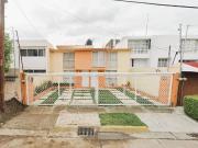 EXCELENTE PROPIEDAD UBICADA EN LA COLONIA HACIENDA DE...