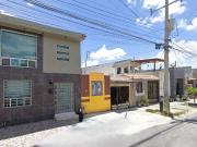 EXCELENTE PROPIEDAD UBICADA EN LA COLONIA MANANTIAL II,...