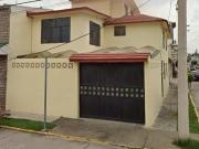 EXCELENTE PROPIEDAD UBICADA EN LA COLONIA PASEOS DE...