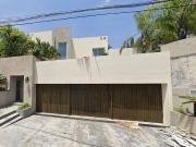 EXCELENTE PROPIEDAD UBICADA EN ZONA RESIDENCIALLA CIMA...