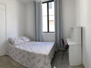 EXCELENTE QUARTO PARA MOÇAS PRAÇA DA LIBERDADE