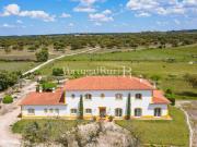 Excelente quinta de 3,95ha com 2 casas