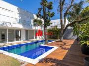 Excelente residência em condomínio na zona sul, com 4...